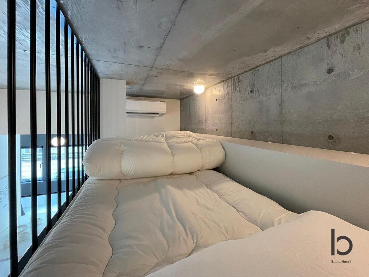 Bhotel Nekoyard - Stylish Loft Studio Steps From Peace Park Hiroshima Exterior foto